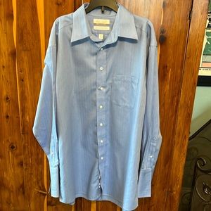 Men’s dress shirt/blue